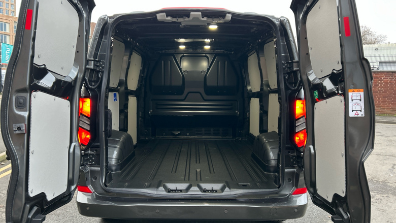 Ford Transit Custom 320 L1 Diesel Fwd 2.0 EcoBlue 136ps H1 Van Limited